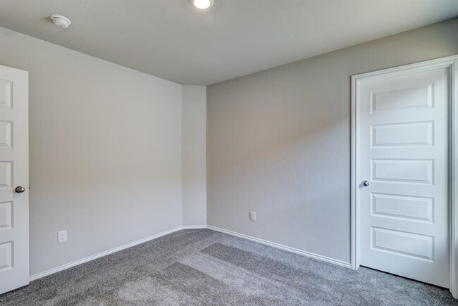 Building Photo - 11832 KAMERON Wy