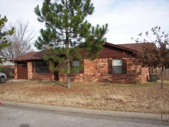 Primary Photo - 4 Bedroom 2 Bath Single Family Home