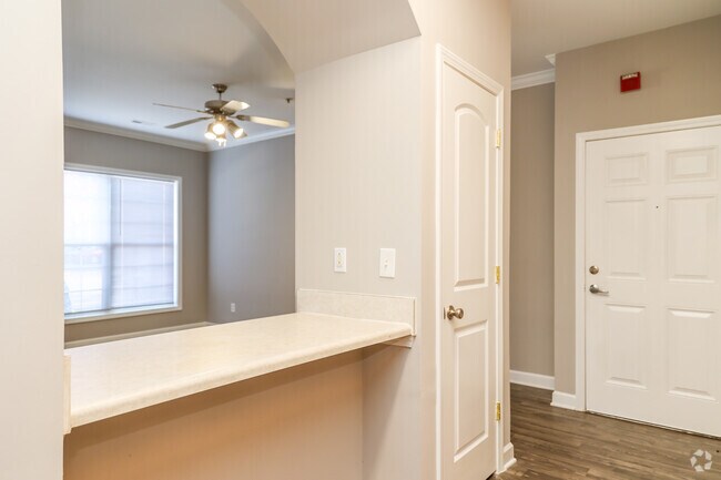 2BR,2BA - Rosecroft