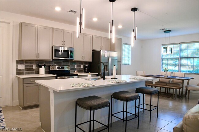 Building Photo - 26390 Coco Cay Cir