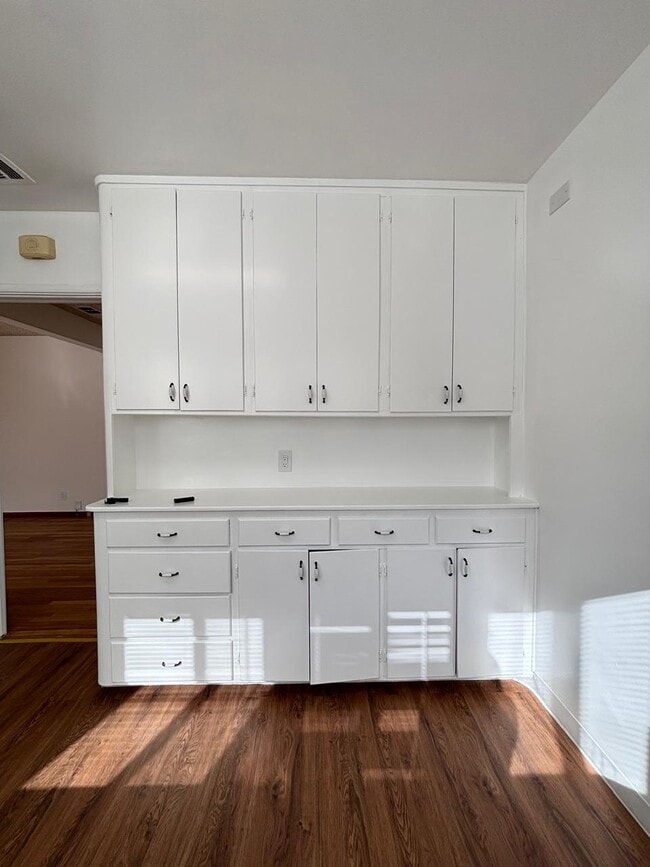 Building Photo - 12147 Hallwood Dr