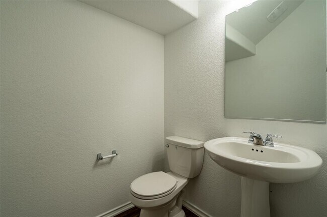 Building Photo - 7100 Dancing Wind Ln