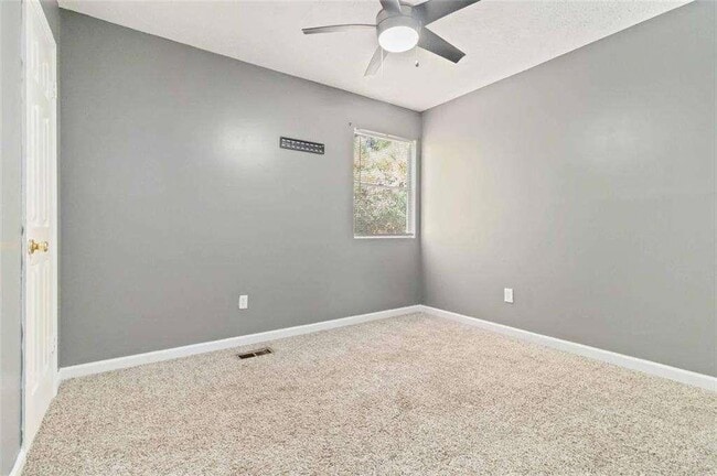 Building Photo - 6925 Cainwood Dr