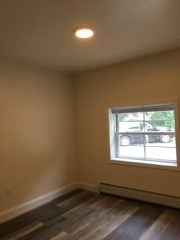 Building Photo - 323-325 College Street, Unit 11