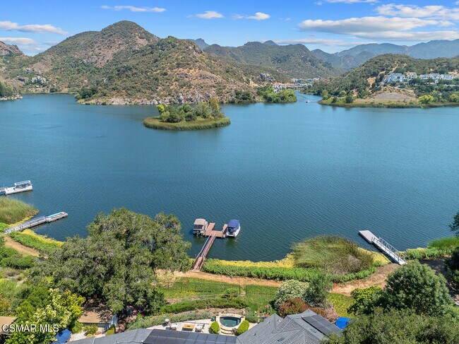 Building Photo - 498 Lake Sherwood Dr