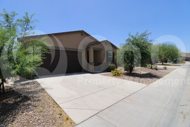 Primary Photo - 4577 Sweetbush Way