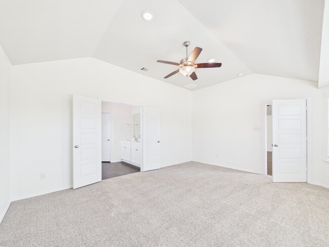 Building Photo - Brisa