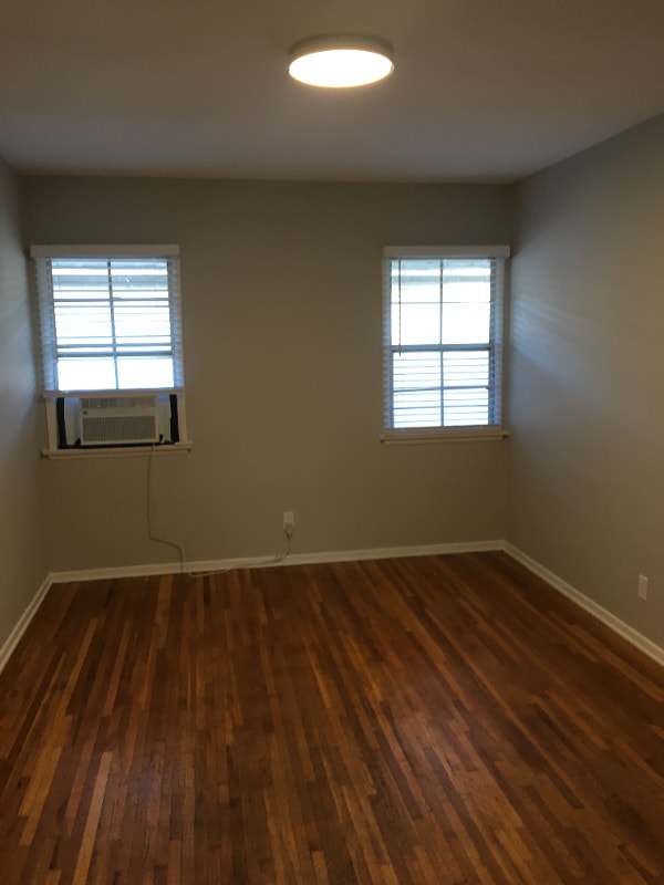 Building Photo - 5841 1/2 N Whitnall Hwy