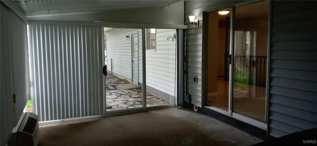 Building Photo - 15 Sunnyfield Rd