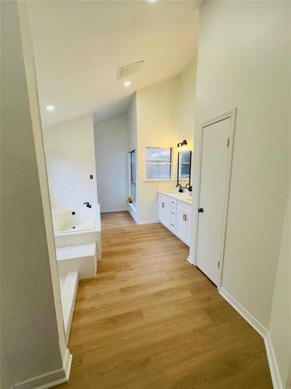 Building Photo - 18322 Autumn Trails Ln