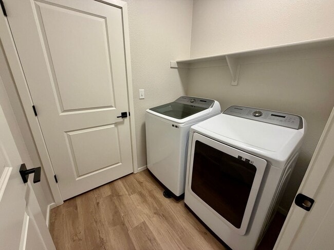 Building Photo - 1804 Iron Wheel Dr