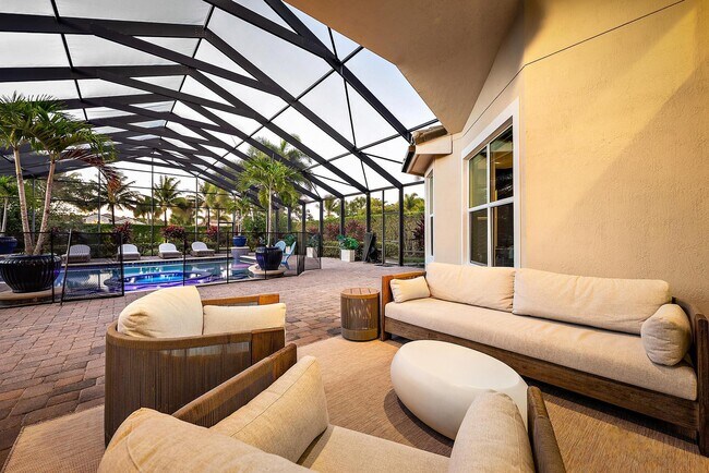 Building Photo - 279 Carina Dr