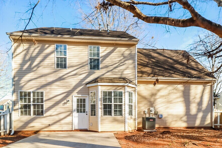 Building Photo - 10005 Brawley Ln
