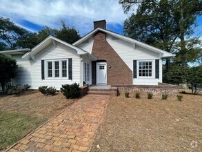 Building Photo - Updated 3/2 House in Old East Rome $2,295