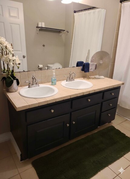 Building Photo - 6501 Jefferson Blvd