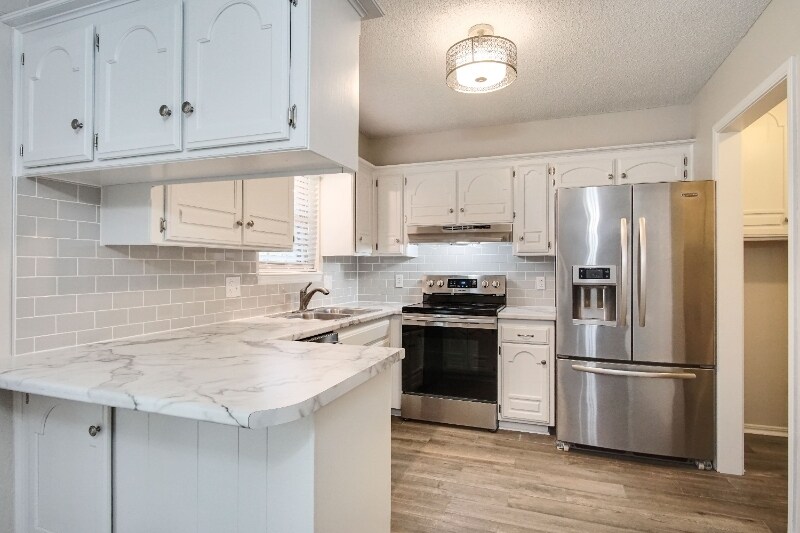 Building Photo - 501 Holly Hill Rd