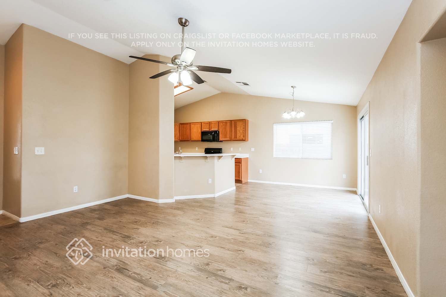 Building Photo - 115 Quailbush Dr