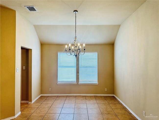 Building Photo - 3307 San Angelo St