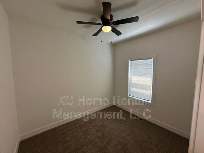 Building Photo - 2311 Jarboe St