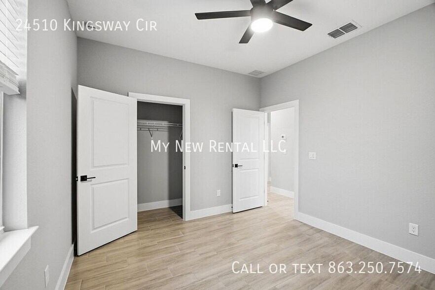 Building Photo - 24510 SW Kingsway Cir