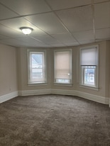 Building Photo - 405 Franklin St