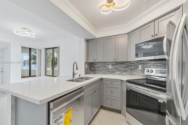 Building Photo - 8275 SW 152nd Ave