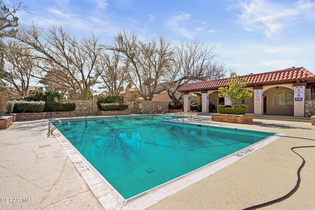 Building Photo - 1742 Pico Alto Dr