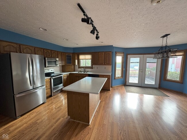 Building Photo - 321 N 300 W