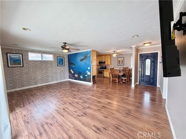 Building Photo - 6131 Glenwood Dr