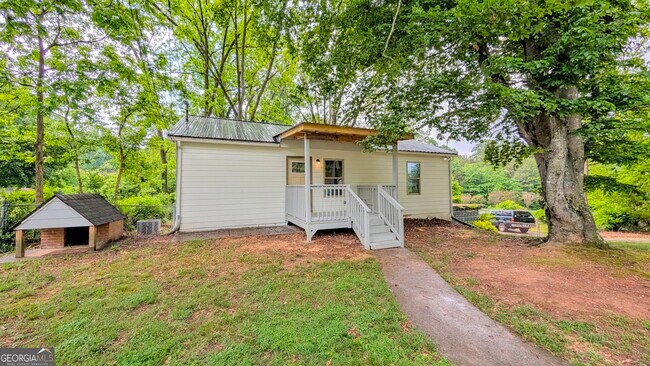 Primary Photo - 763 Parkway Dr
