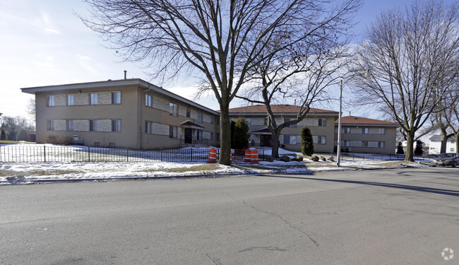 Building Photo - Carmen Court Apartments