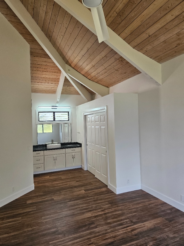 Building Photo - 140 Kaupea St