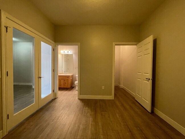 Building Photo - Luxury 2 Bedroom Condo in Downtown Provo W...