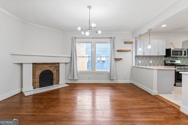 Building Photo - 1422 Metropolitan Ave SE