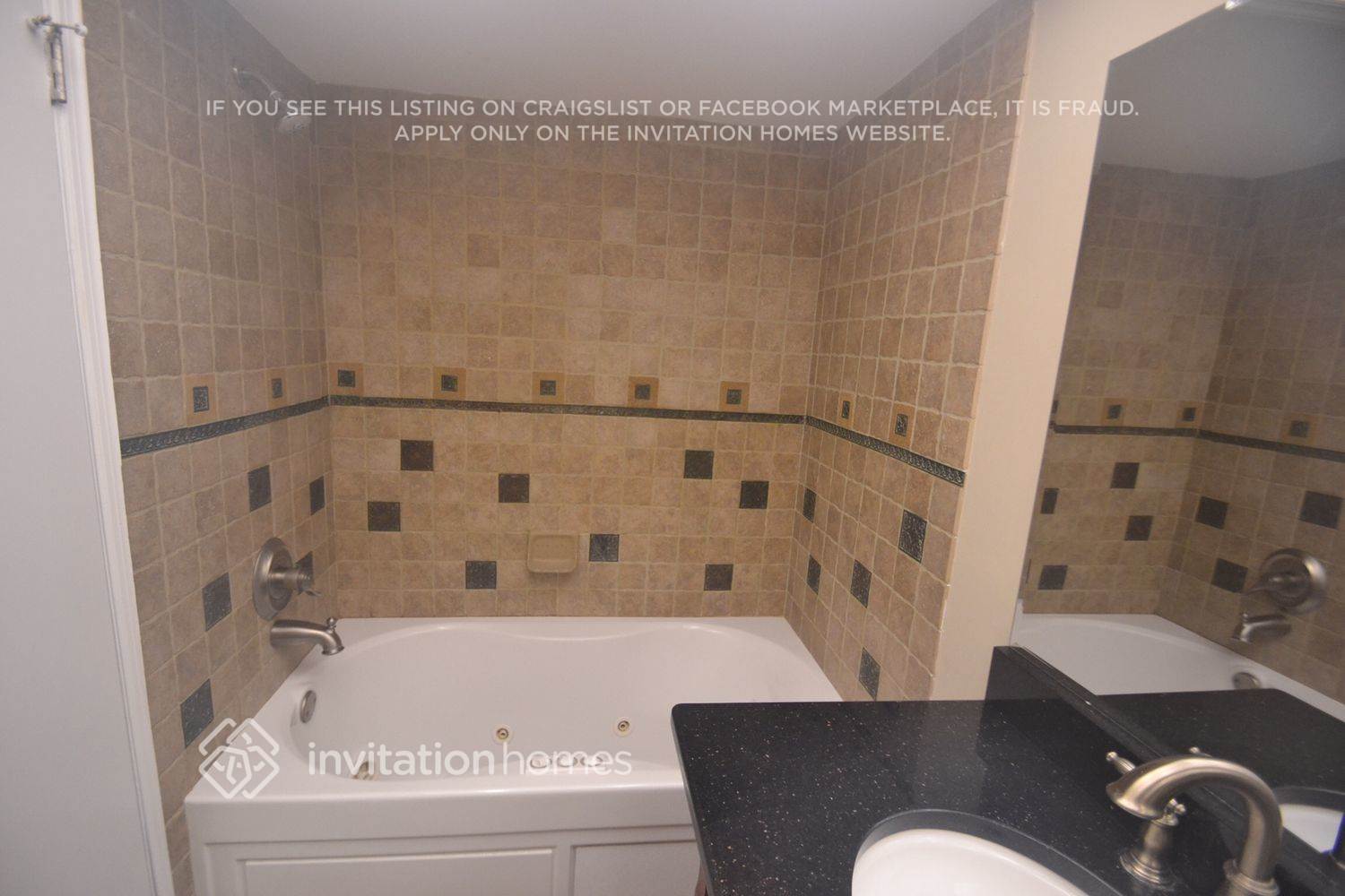 Building Photo - 7513 Meadow Dr