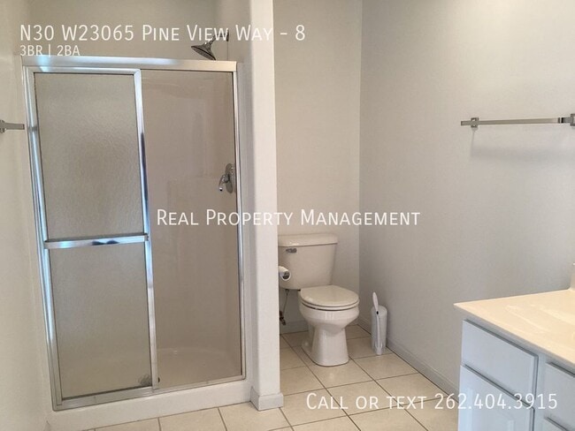 Building Photo - N30W23065-W23065 Pineview Way