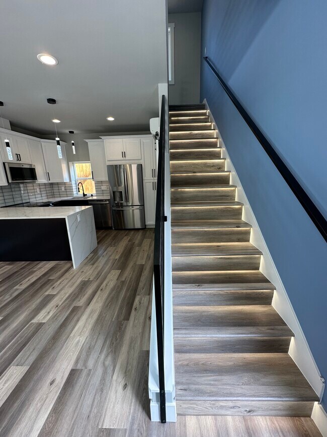 Building Photo - 5509 Brooklyn Ave NE