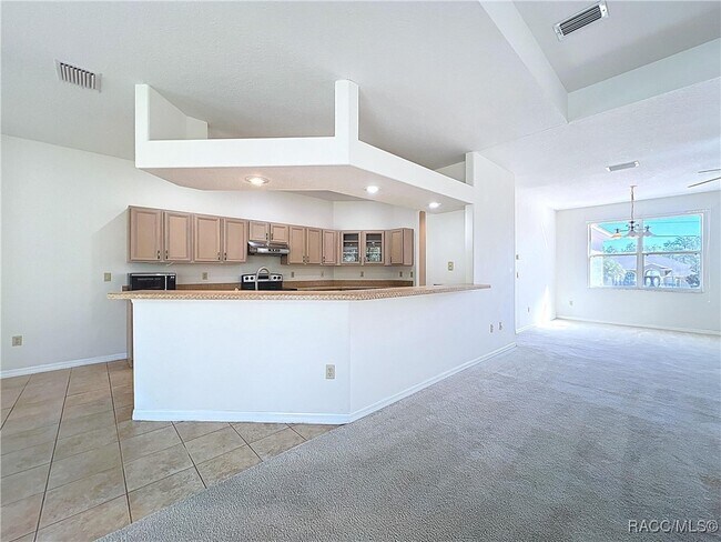 Building Photo - 5950 N Petunia Terrace