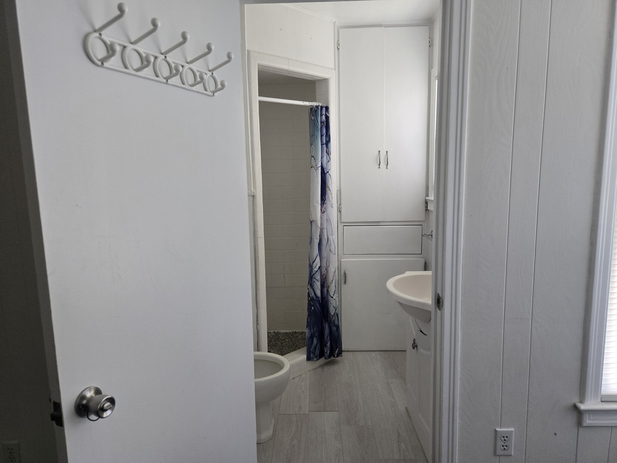Master bath - 2863 Colorado Ave