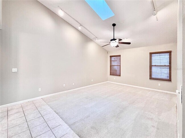 Building Photo - 2245 Springrain Dr