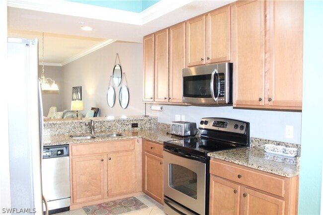 Building Photo - 10044 Siesta Bay Dr