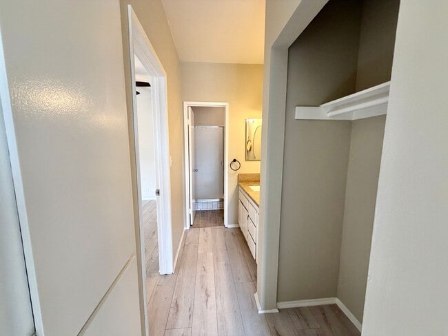 Building Photo - 2 Bed | 2 Bath Condo Near Pepperdine University – Gated Community with Ocean Views