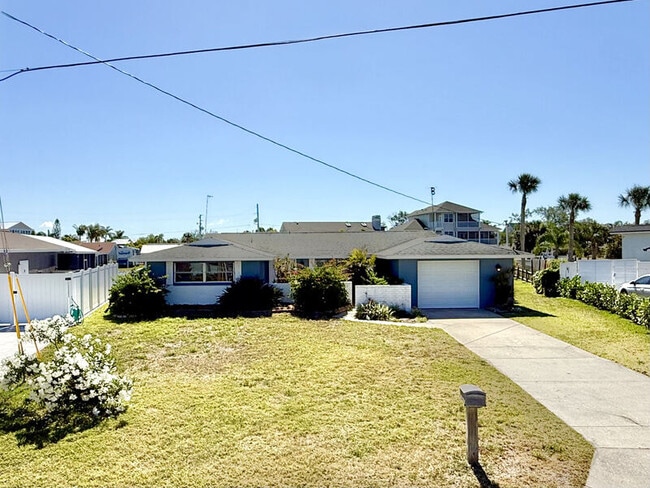 Building Photo - 8026 Brighton Dr
