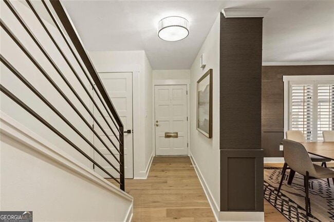 Building Photo - 72 Ivy Pkwy NE