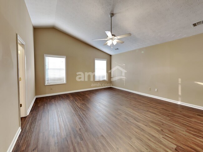 Building Photo - 3285 Summit Pl Dr