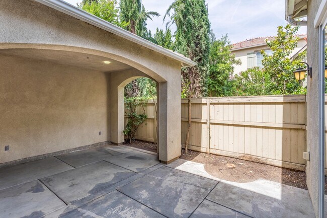 Building Photo - Harlan Ranch Home for Lease