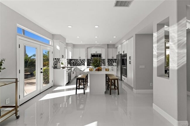 Building Photo - 27975 Loretha Ln