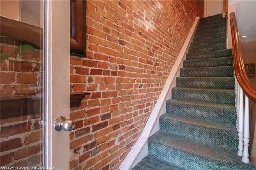 Building Photo - 287 Spring St