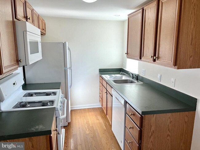 Building Photo - 504 Mullica Hill Rd