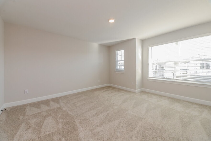 Building Photo - 1104 Princeton Hts Blvd